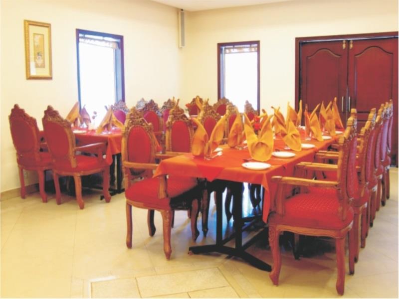 Hotel Chanakya Thiruvananthapuram Zewnętrze zdjęcie
